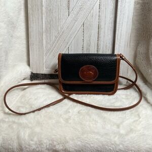 Vintage Dooney Bourke Black W/ Tan Trim Crossbody Leather Purse Removable Stra
